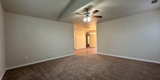 Well maintained home in desirable neighborhood! Gallery 28