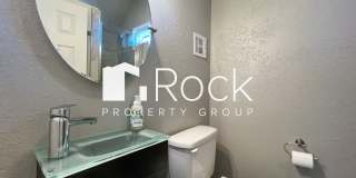 Must See 3 Bedroom/3 Bathroom Home near Edgemere Park Gallery 19