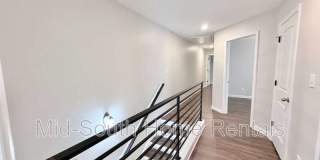 82 N Rembert St Gallery 27