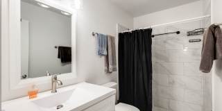 4bed, 2bath Glendale home with a pool! Gallery 34