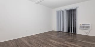 Maplewood Apartment Homes Gallery 16