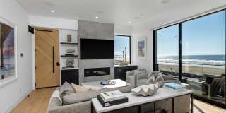 2200 The Strand Gallery 11