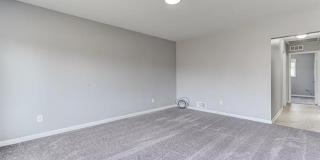 547 S Hawthorne Street Gallery 12