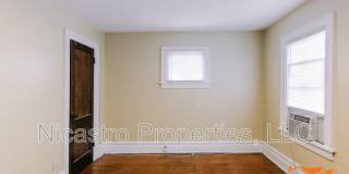 1640 Indianola Avenue Gallery 34