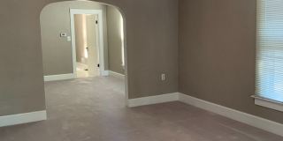 Old Town 2 Bedroom 1 Bathroom Home Gallery 7
