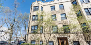 5075 North Wolcott Avenue Gallery 1
