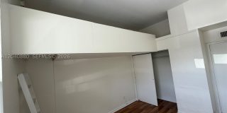 2715 Tigertail Ave Gallery 9