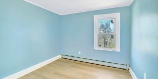 341 Lincoln Street Gallery 10