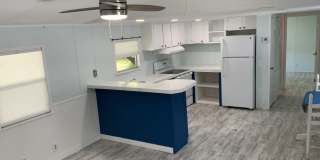 7125 Beachwood Boulevard Gallery 1