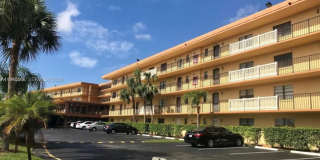 9273 SW 8th St Gallery 1