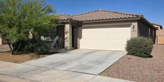 Center of town with easy access to everything in Benson! Gallery 1