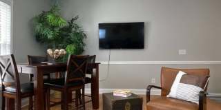 Grande Avenue Gallery 8