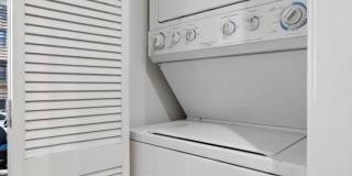 945 W GORDON Terrace Gallery 10