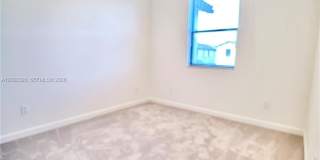 261 SW 159th Way Gallery 10