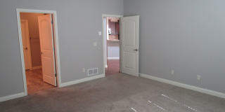 Huge 3BR/3BA Villa at Boulder Springs - Available July!! Gallery 19