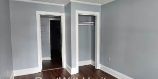 GORGEOUS HISTORICAL APARTMENT HOME / TOTALLY UPGRADED INTERIOR / CLOSE TO EVERYTHING! Gallery 21