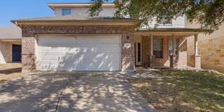 Room in 4 Bedroom Home in Austin Gallery 1