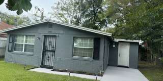 MOVE-IN SPECIAL! $500 Deposit + $500 First Month’s Rent! MOVE-IN SPECIAL! $500 Deposit + $500 First Month’s Rent! Gallery 1