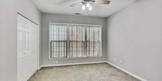 Single-family home in Kennesaw, GA near KSU, Town Center and Woodstock. Gallery 27