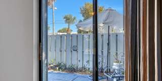 241 NW 15th Street Gallery 25