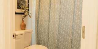 Charming 2BR Condo in Atlanta Gallery 28