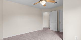 203 Jase Lane Gallery 23