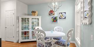 Furnished Pet-Friendly 30-Day Extended Stay Riverfront Condo Gallery 10