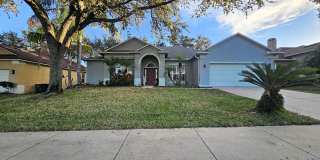 Your Clermont Home Awaits — Space, Style, and a Prime Location Gallery 1