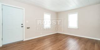 Welcome to this charming 2 bedroom, 1 bathroom home for rent in Columbus, OH! Gallery 6