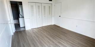4160 Inverrary Dr Gallery 21