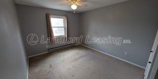 Spacious Elyria Split-Level Near LCCC with Fireplace & Fenced Yard Gallery 20