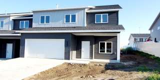 3 Bed 2.5 Bath Townhome! Gallery 36
