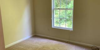 4180 Dalcross Road Gallery 8