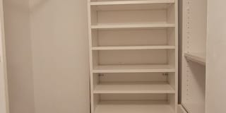 2/2.5 Townhome Mile Run Gallery 19
