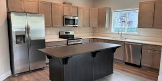 1045 Southeast Ford Street Gallery 1