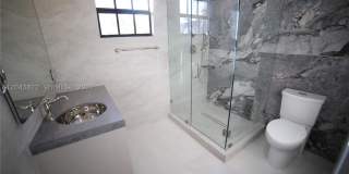 1345 Hollywood Blvd Gallery 71