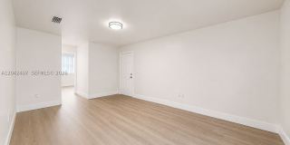 1670 W 42nd St Gallery 8