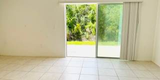 Modern 3 Bed / 2.5 Bath Townhome – Move-In Ready Gallery 15