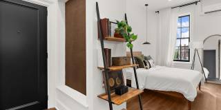 2220 CHARLES Street N Gallery 6