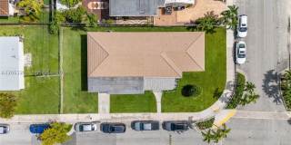 1621 S Treasure Dr Gallery 34