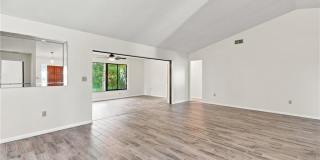 2101 SE Dolphin Road Gallery 9