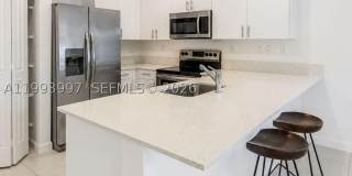 12773 SW 234th Ter Gallery 2