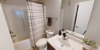 College Town Fayetteville - Student Housing Gallery 37