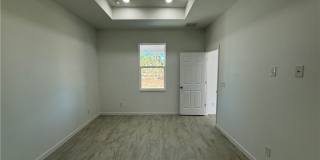 1115 Cove Street E Gallery 8