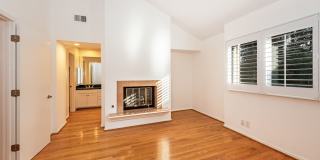 Spacious 3BD/2.5BA Mesa Townhome! (Walking distance to the beach) Spacious 3BD/2.5BA Mesa Townhome! (Walking distance to the beach) Gallery 8