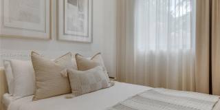 1000 NW 9th Ct Gallery 28