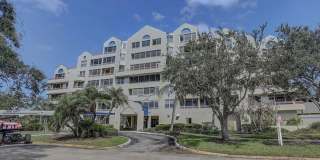 Feather Sound Condo for Rent – Unfurnished 1BR/1BA Gallery 1