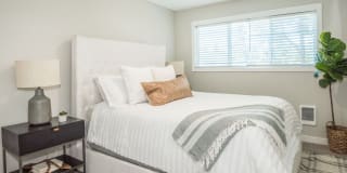 The Groves Gallery 11