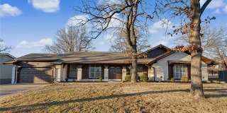 2017 W Xyler Street Gallery 1