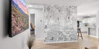 2207 North 28th Place Gallery 7